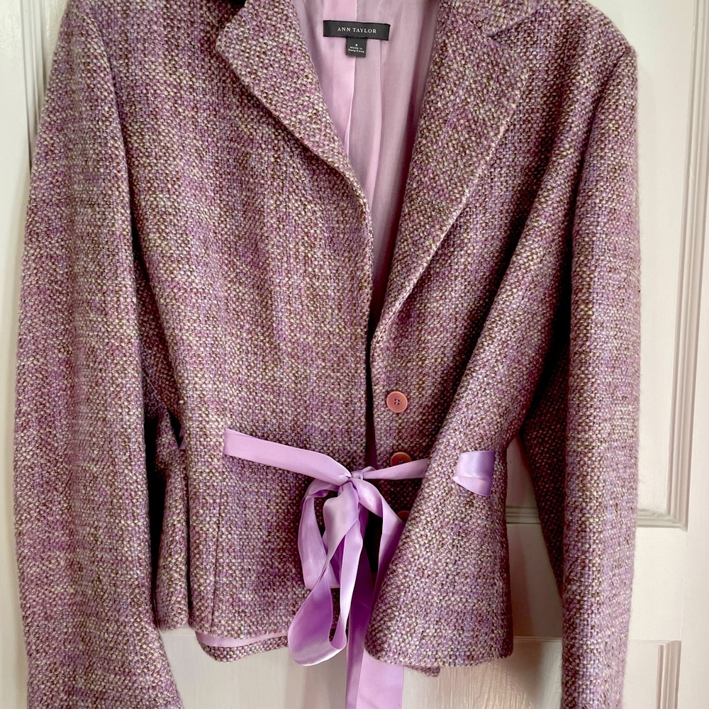 Ultra feminine Ann Taylor lavender tweed jacket with satin tie belt.  Size 6.